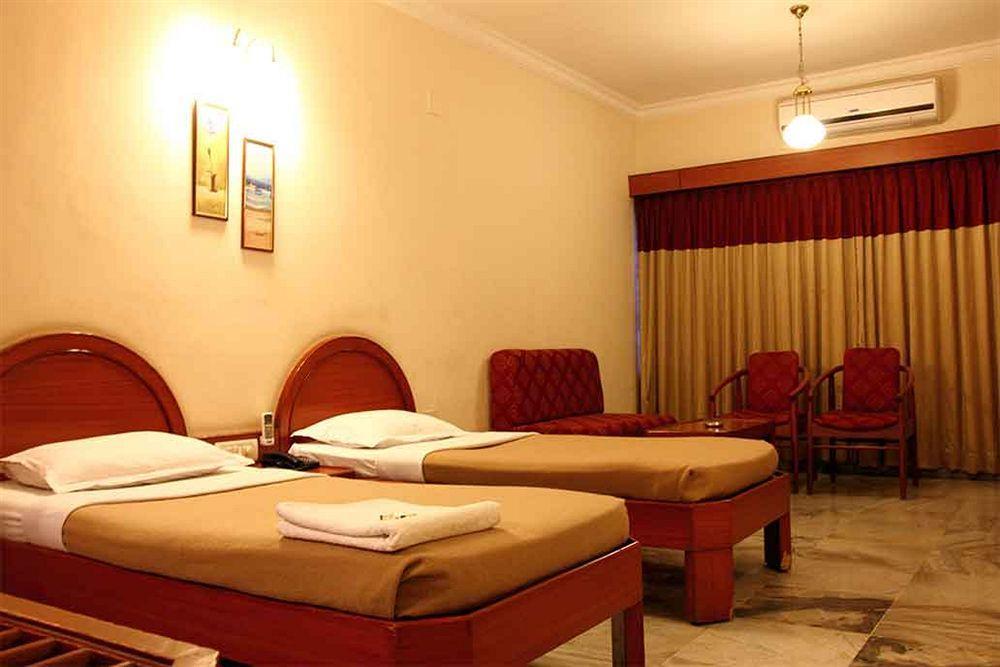 فندق بنغالورفي  Samrat Residency المظهر الخارجي الصورة