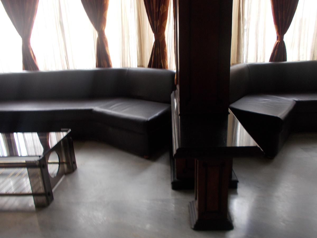 فندق بنغالورفي  Samrat Residency المظهر الخارجي الصورة